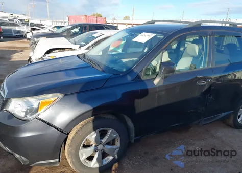 2015 Subaru Forester 2.5I Premium z USA, uszkodzony, nr VIN JF2SJADCXFH827810